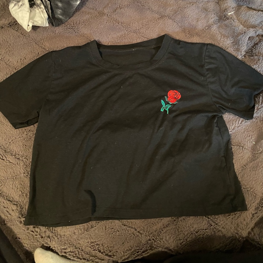 black rose crop top